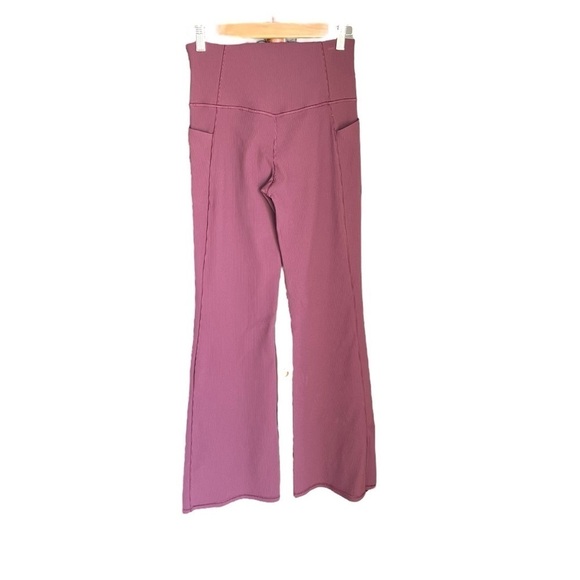 Athleta - Salutation Stash Rib Flare Leggings Sz MT - Picture 7 of 9